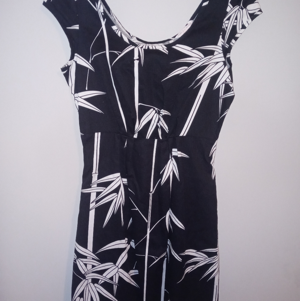 Tori Richards dress